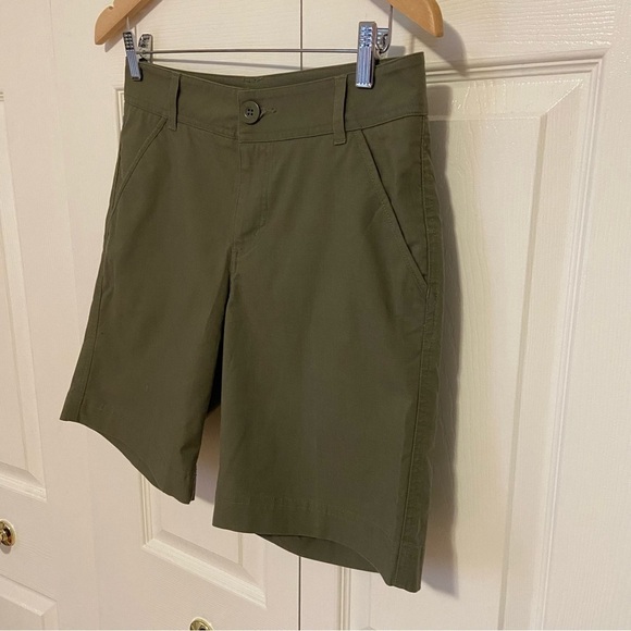 Kathmandu Women’s Olive Green Lightweight Shorts Size 6 - Picture 10 of 10